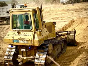 Cat D6 Dozer Hire
