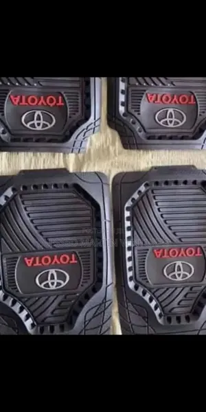Toyota Thick Cup Mat