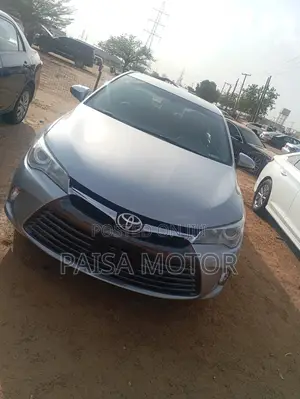 Toyota Camry LE 4dr Sedan (2.5L 4cyl 6A) 2016 Silver
