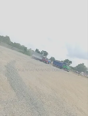 China Oriental Iron Black Chippings and Granite