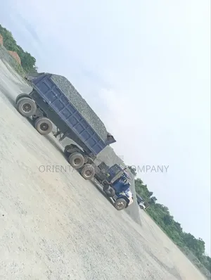 Payment on Delivery Iron Black Chippings and Granite