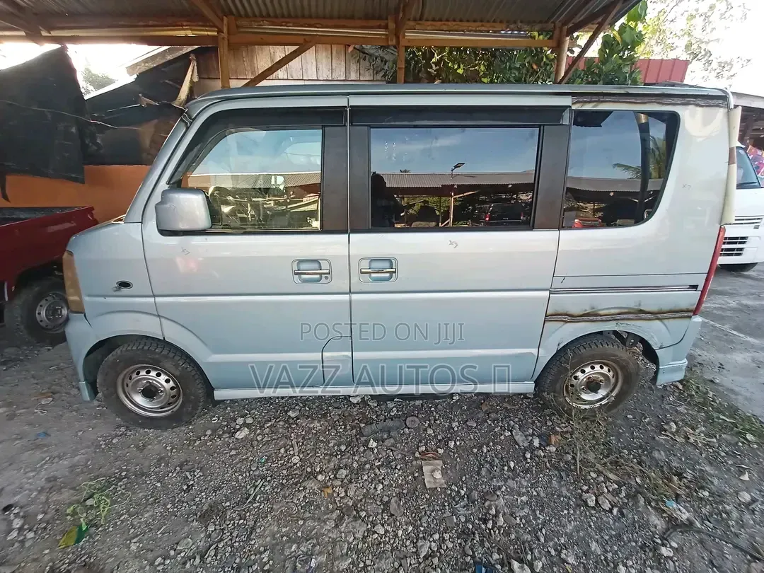 New Suzuki Every 2008 Green