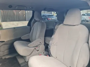 Toyota Sienna 2014 Black