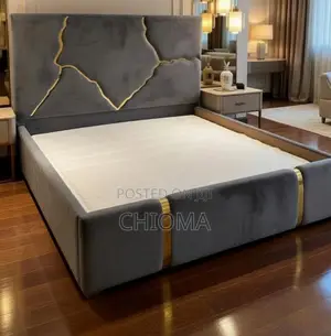 Quality 6-6 Padded Bedframe