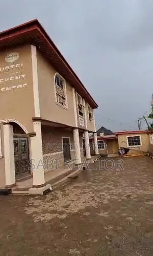 21 Rooms Hotel at Baruwa With Gym 3halls Big Mikano Generator on 3plots