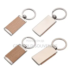 Backside High Polished Alloy Metal Wooden Keychain