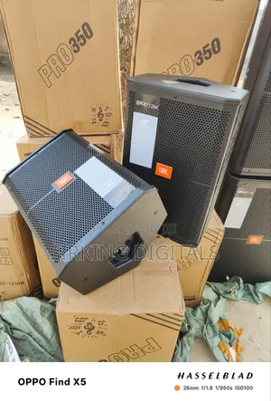 JBL Acoustic Hanging Monitor Speaker Srx712m