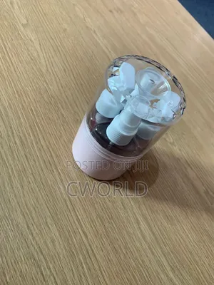 4-piece Portable Travel Bottle Set