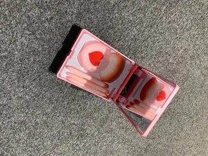 Compact 4-Piece Mini Makeup Brush Set With Mirror