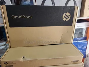 New Laptop HP OmniBook 5 Flip 8GB Intel Core 5 SSD 512GB