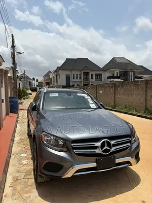 Mercedes-Benz GLC-Class 2019 Silver