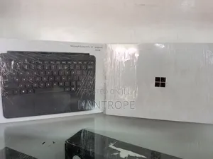 New Microsoft Surface Pro 16GB Qualcomm Snapdragon X Plus SSD 512GB