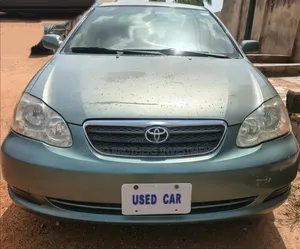 Toyota Corolla LE 2005 Green