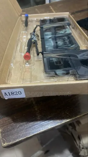 A1820 Macbook Pro 2017 15inch Battery