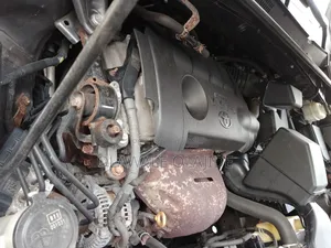 Toyota Highlander LE 4x2 (2.7L 4cyl 6A) 2016 Gray
