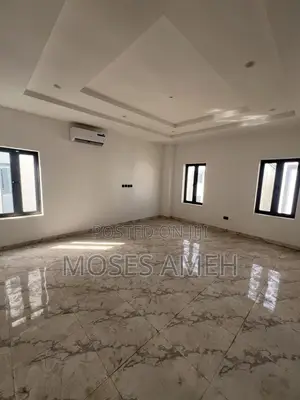 5bdrm Duplex in Kado for sale
