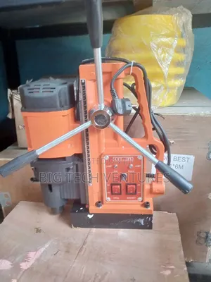 Portable Magnetic Drilling Machine