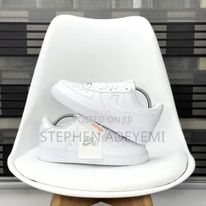 Quality White Sneakers Payment on Delivery