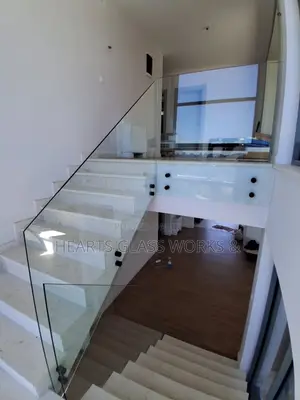 Seamless Interior Stair Glass Railings for Modern Homes