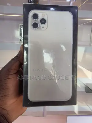 New Apple iPhone 11 Pro Max 256 GB