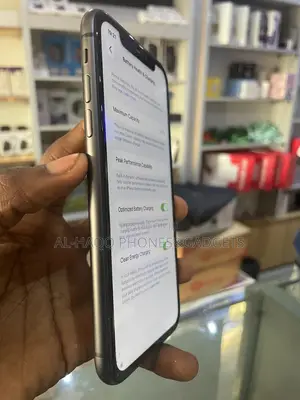 Apple iPhone 11 64 GB Black