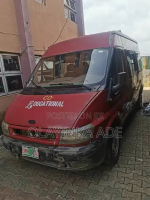 Ford Transit 2005 Red