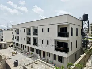 4bdrm Duplex in Freedom Way, Lekki Phase 1 for sale