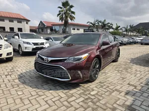 Toyota Avalon Limited Sedan FWD (3.5L 6cyl 6A) 2013 Burgundy