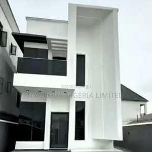 5bdrm Duplex in Ikota for sale
