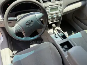Toyota Camry LE 4dr Sedan (2.4L 4cyl 5A) 2009 Silver