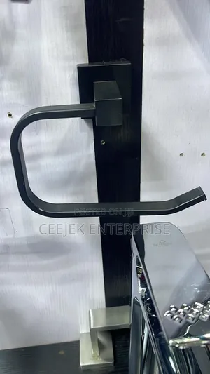 High Quity Black Tissue Holder