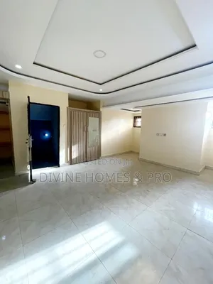 4bdrm Penthouse in Minister Quarters, Life Camp for rent