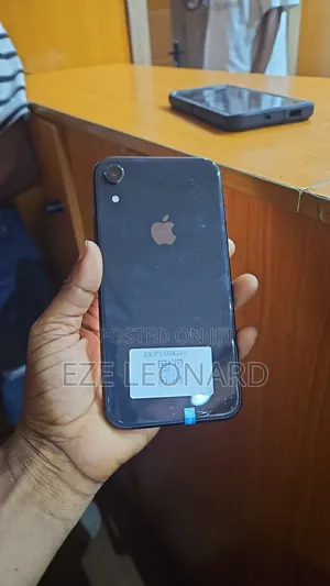 Apple iPhone XR 64 GB Black