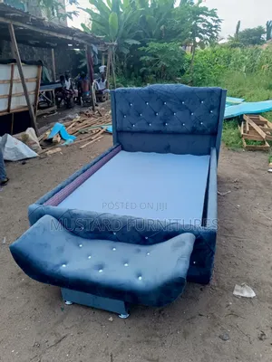 Quality 4x6ft Bedframe With Footrest