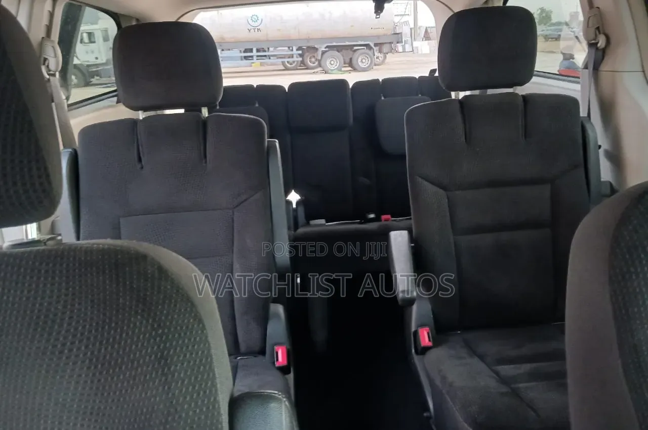 Dodge Grand Caravan 2017 Gray