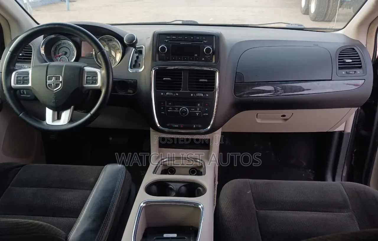 Dodge Grand Caravan 2017 Gray