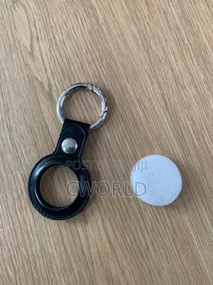Black Leather Airtag Keychain Case