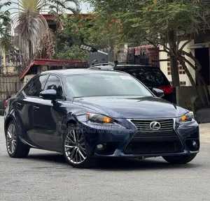 Lexus IS 250 2015 Blue