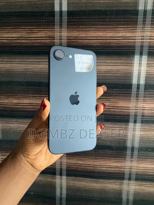 Apple iPhone 16e 128 GB Black