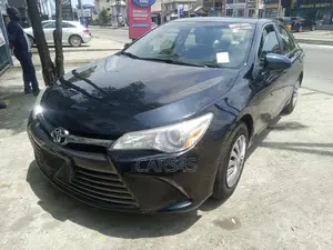 Toyota Camry LE 4dr Sedan (2.5L 4cyl 6A) 2016 Blue