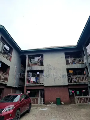51 Units of Selfcontain Hostel in Uniport Ph
