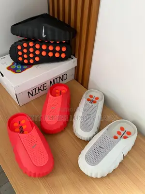 High Quality Luxury Nike Minded Department