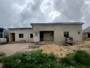2bdrm Bungalow in Epe for sale