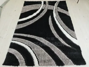 7x10fts Blackand Grey Pattern Shaggy Center Rug