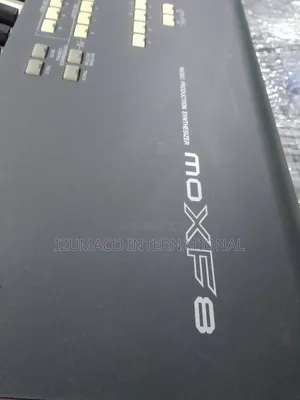 Yamaha Moxf8 88-Key Music Production Synthesizer (Uk Used)