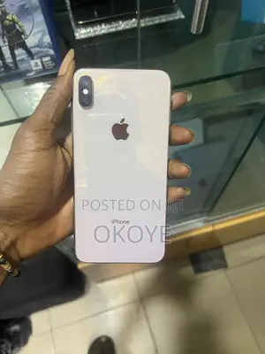 Apple iPhone XS Max 64 GB Gold