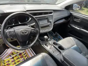 Toyota Avalon XLE 4dr Sedan (3.5L 6cyl 6A) 2014 Black