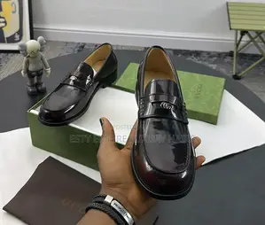Quality Luxury Gucci Men Cooperate Shoes