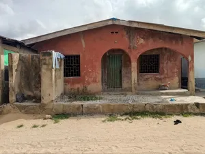 Furnished 3bdrm Bungalow in Ajangbadi for sale