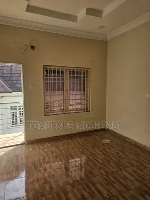 3bdrm Townhouse / Terrace in Main Maita, Maitama for rent